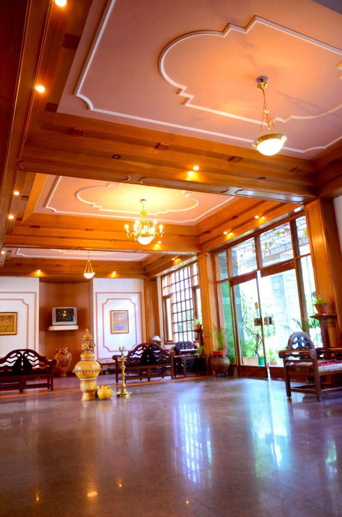 มสนาลิ ไฮท์ Hotel มะนาลี ภายนอก รูปภาพ