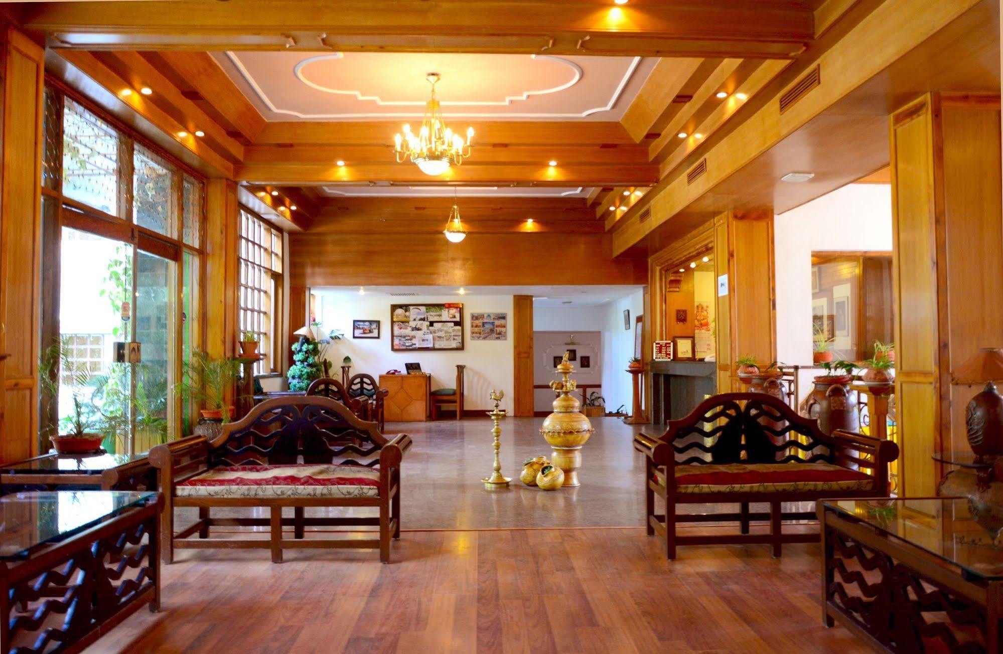 มสนาลิ ไฮท์ Hotel มะนาลี ภายนอก รูปภาพ